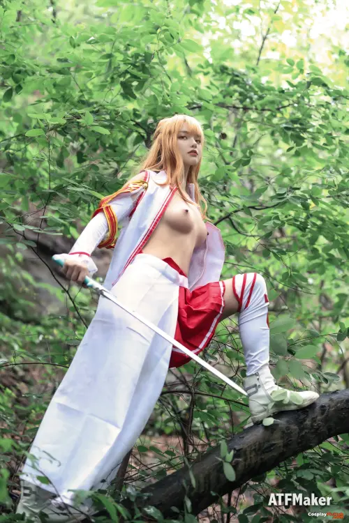 cute-sword-art-online-ATFM-Tsubaki-cosplay-Yuuki-Asuna---Sword-Art-Online-nude-leaks.webp