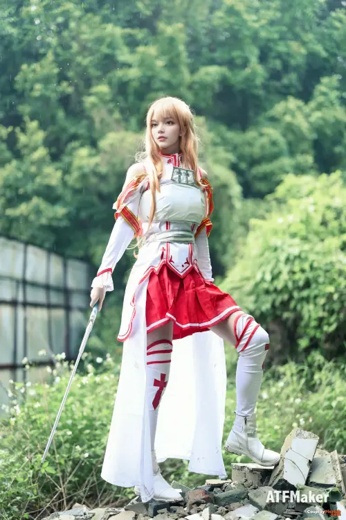 hotie-ATFM-Tsubaki-cosplay-Yuuki-Asuna---Sword-Art-Online-nude-pics-hottest-babe.webp